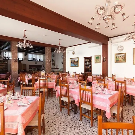 El Guia 4* Сольер